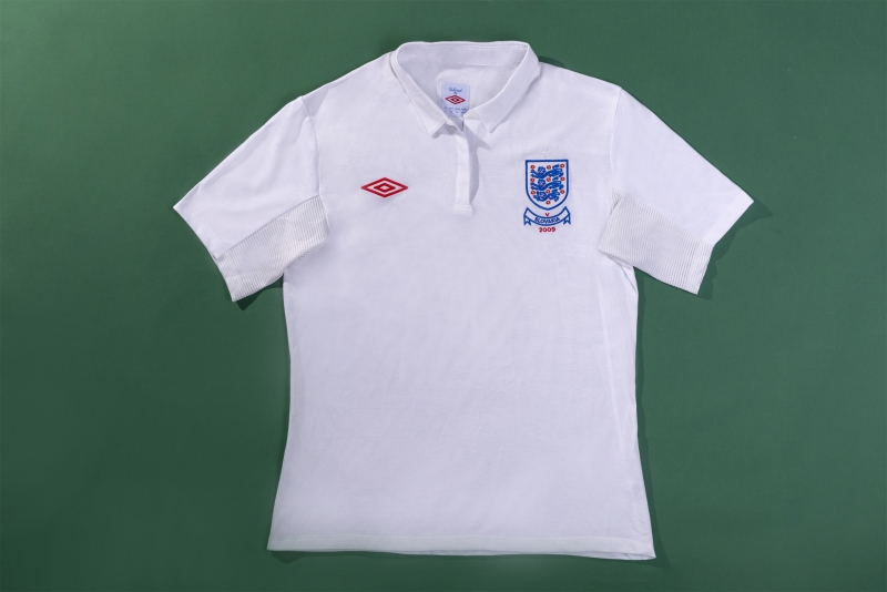 Retro 2010 England Home Soccer Jersey