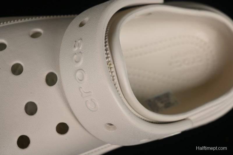 Crocs Classic Clog Snow House Retro Beach Clogs with Adjustable Heel Strap - B.D4