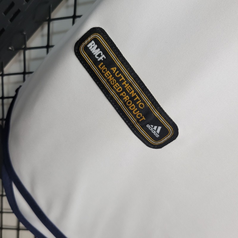 Retro 00/01 Real Madrid Home Jersey