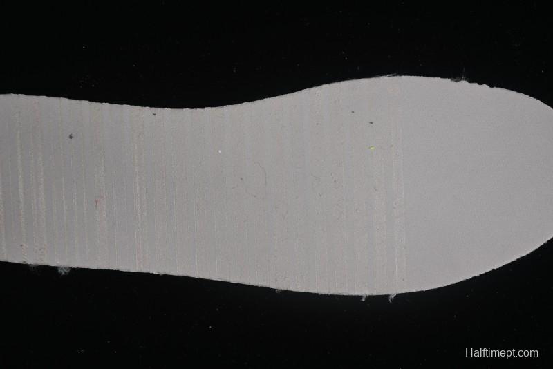 Nike Dunk Pure "Platinum" SB Low-Top Casual Sneakers with Dual Laces and Bear-Inspired Design - DV0831-101