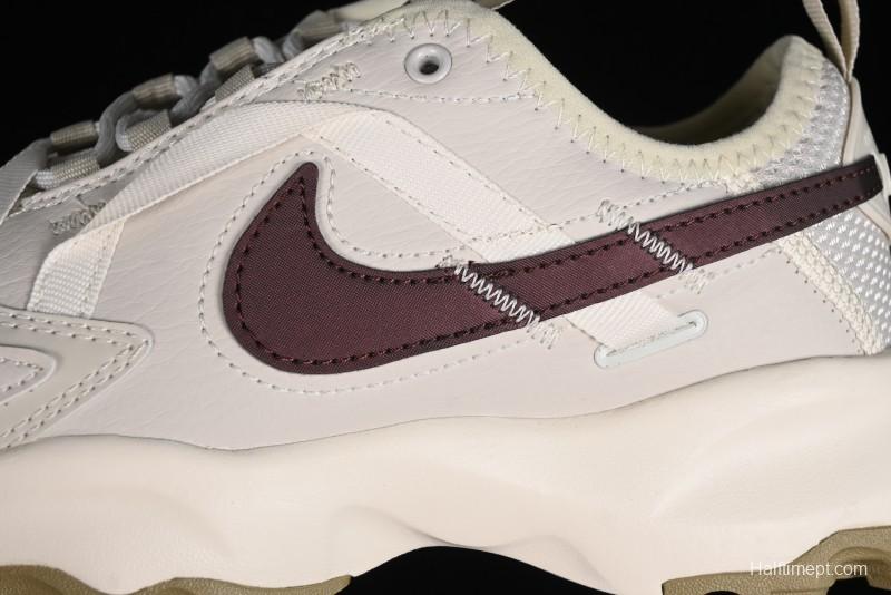 Nike TC 7900 Retro Dad Shoes with Reflective Swoosh and Cushioned Sole - DD9682-003