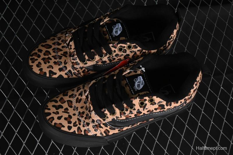 Vans Classics Knu Skool Retro Sneakers with Enlarged Toe and Thickened Trim - VN000CSQW3ZT188