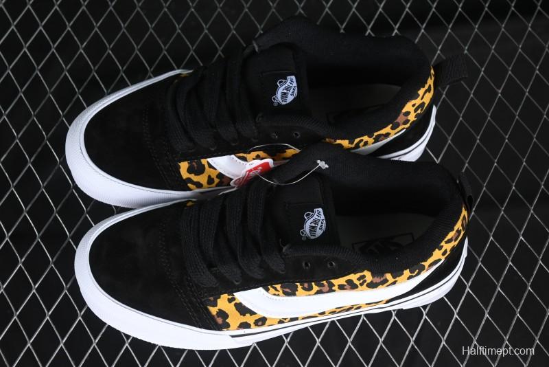 Vans Knu Skool Low Top Casual Sneakers in Leopard Print - VN000CR5CJK