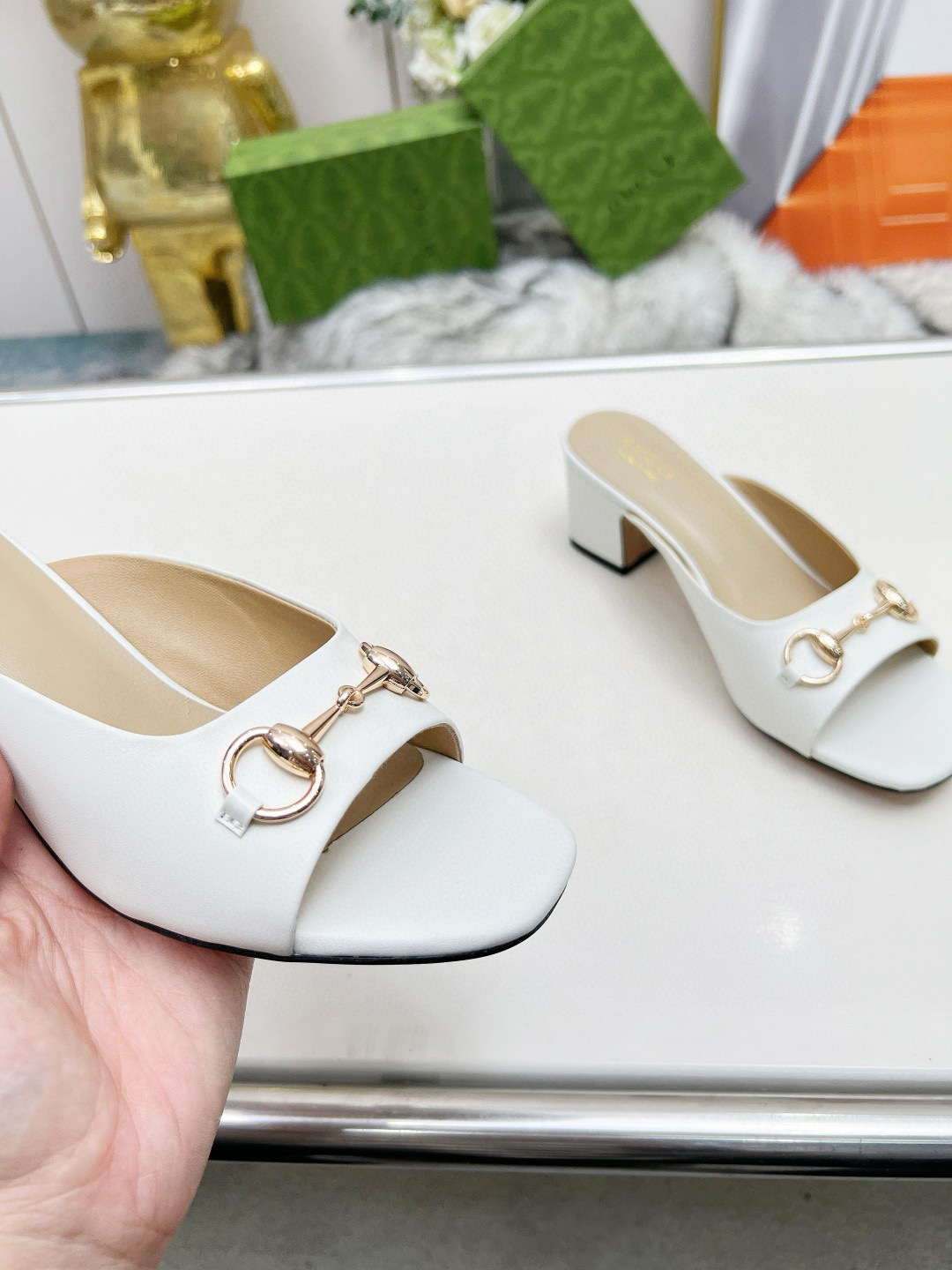 2025 Women Gucci White Leather Heeled Slippers MJ00180
