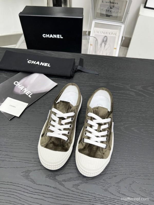 2025 Women Chanel Army Green Suede Casual Sneakers