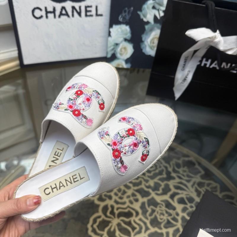 2025 Women Chanel White Canvas Embroidered Espadrille Mule