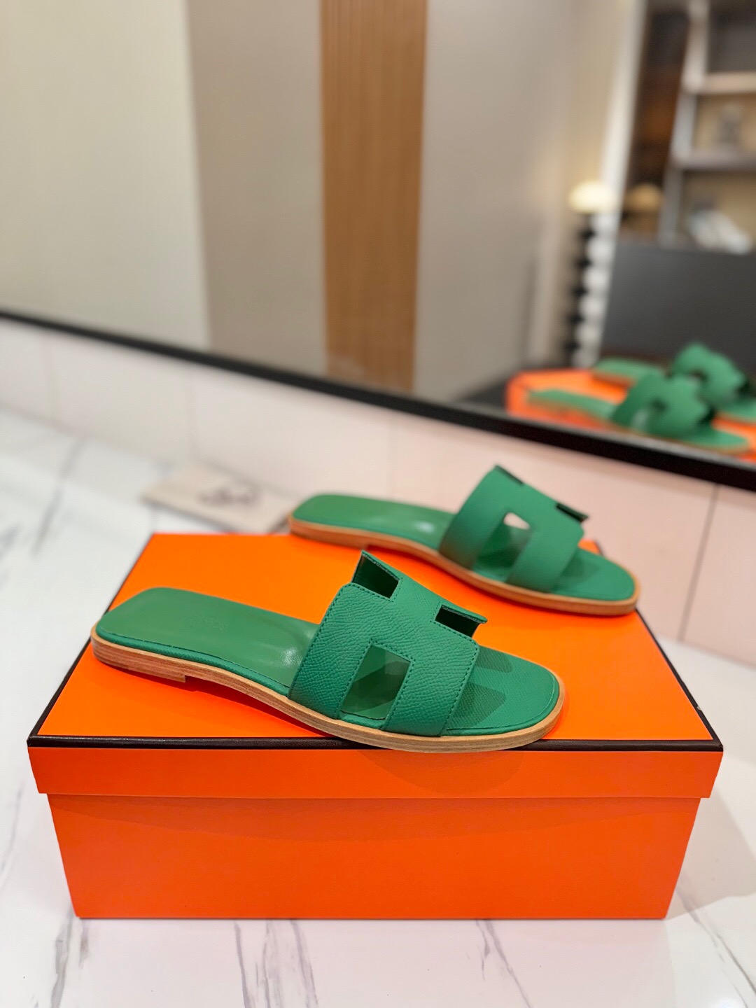 2025 Women Hermès Green Leather Slippers