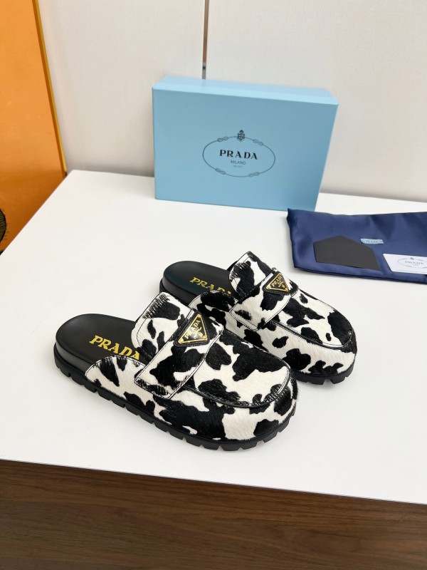 2025 Women Prada Black White Calf Hair Slippers LY00270