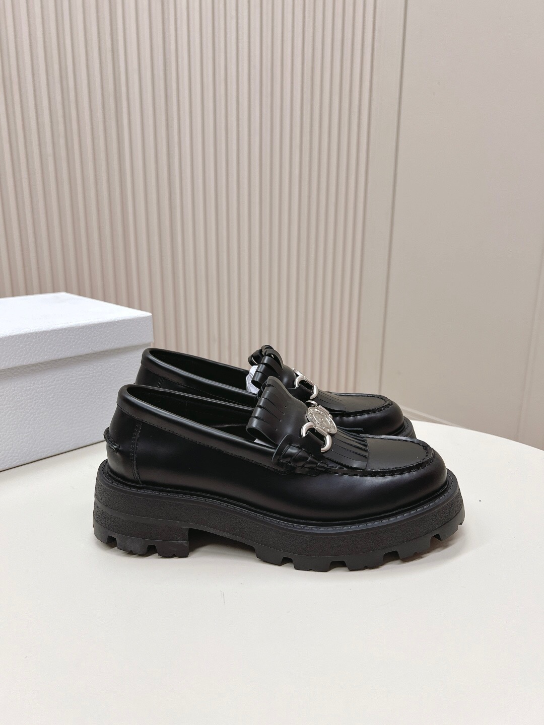 2025 Women Dior Black Leather Loafers KFY00350