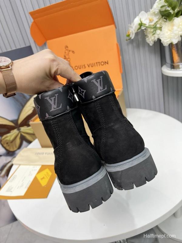 2024 Unisex Louis Vuitton Black Suede Leather 6 Inch Waterproof Embossed Leather Ankle Boots MJ00450