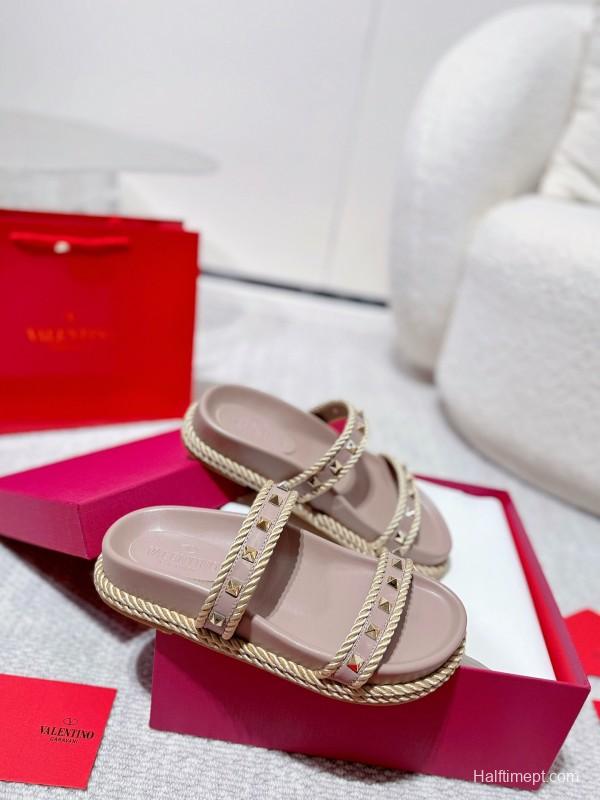 2025 Women Valentino Beige Leather Slippers