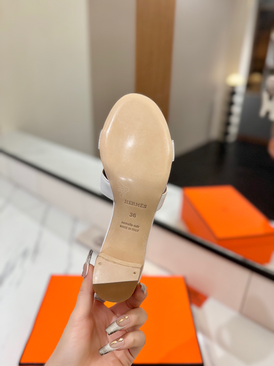 2025 Women Hermès White Leather Sandals