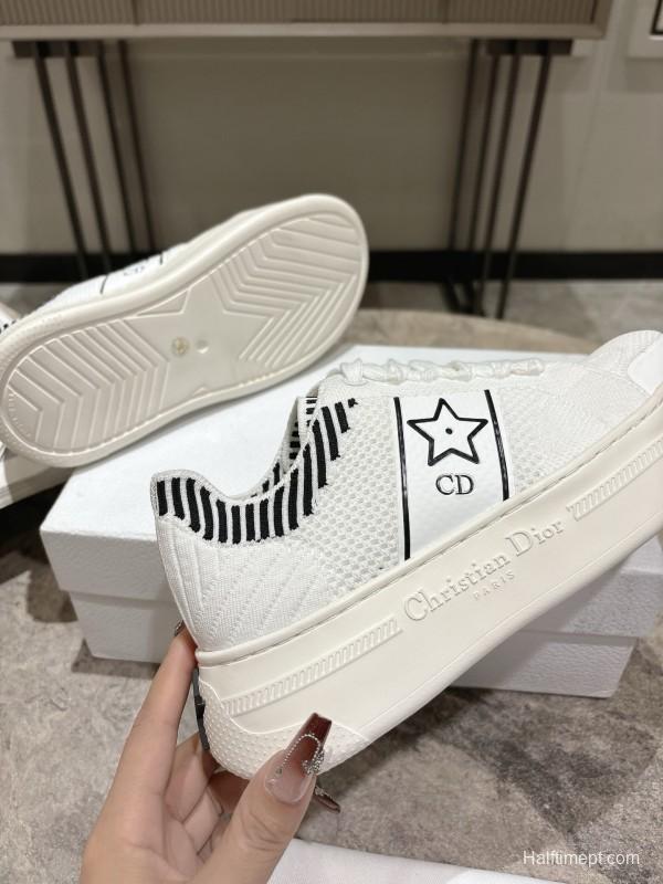 2025 Women Dior White Leather Sneakers Star Detailing KFY00330