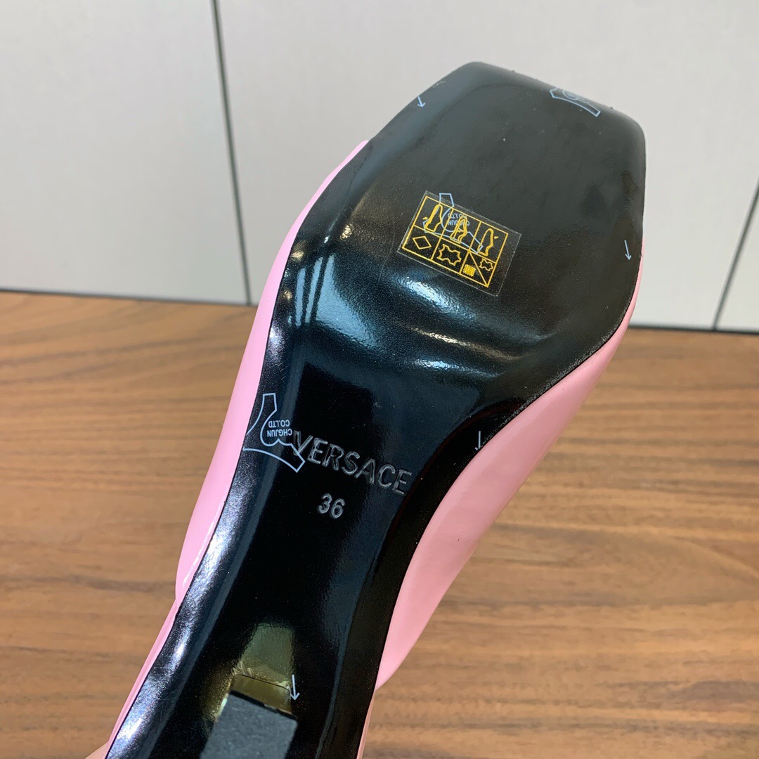 2025 Slippers VERSACE Pink Patent Leather Slippers