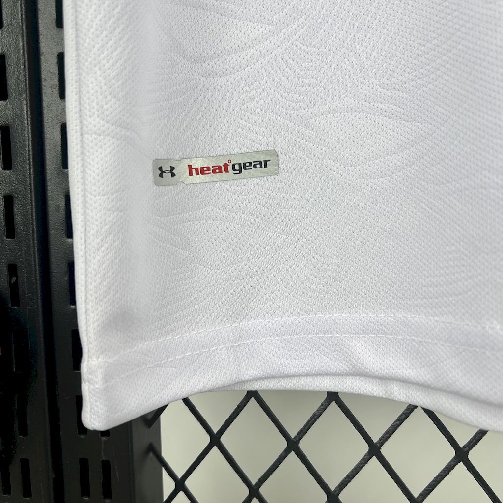 2025 Under Armour WHITE T-Shirt #1043