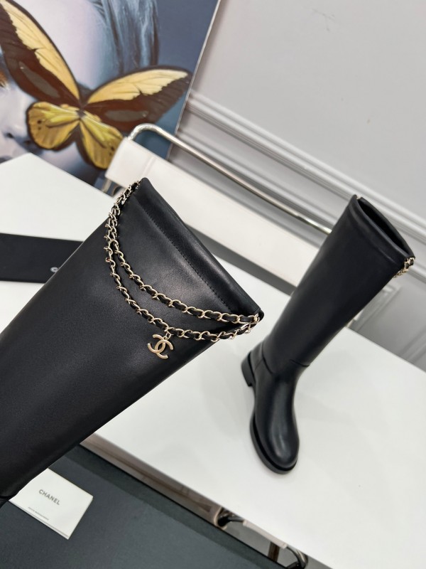 Chanel 2025 SS Quilted Leather Chain CC Four-Leaf Clover Flat Ankle Boots - LY00510