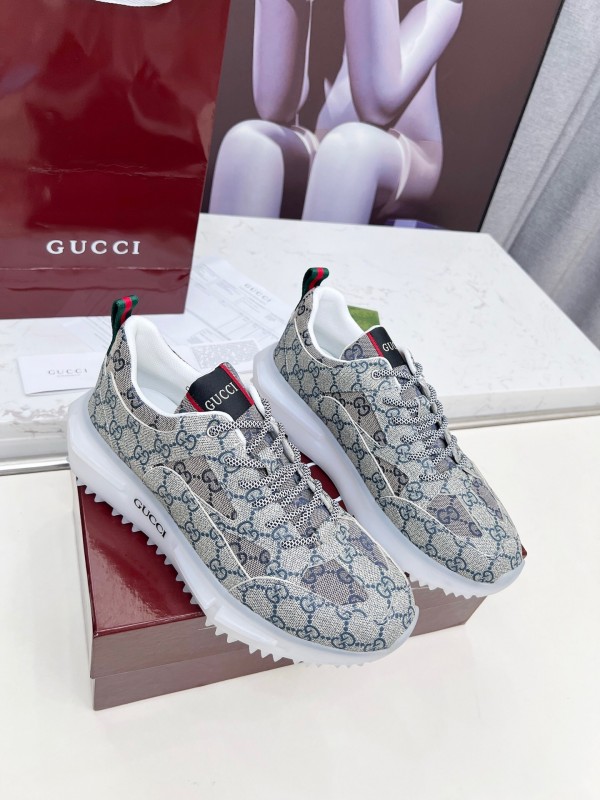 Gucci 2025/SS 2.0 Sneakers with Retro-Futuristic Design and Reflective Stripes - LY00320