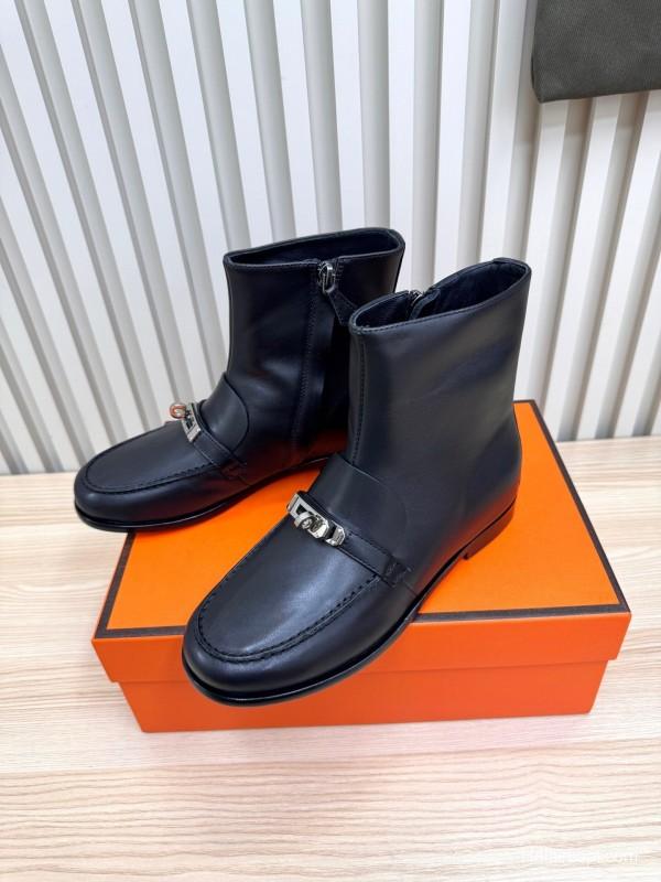 H Kelly Buckle Ankle Boots - LY00390