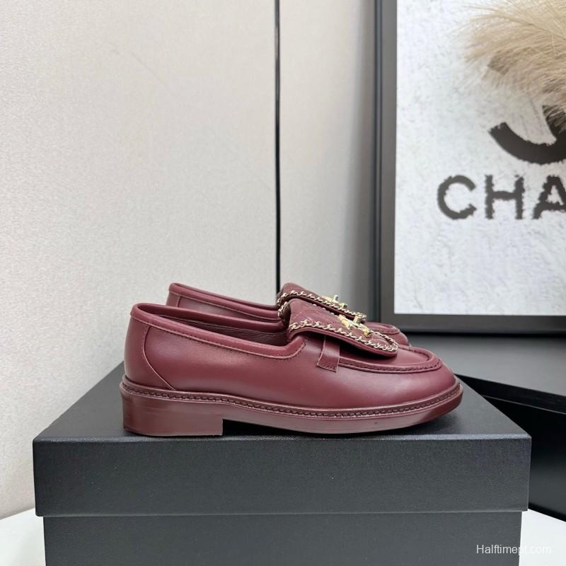 Chanel Classic Flap Chain CC Loafers with Buckle Closure - LY00320