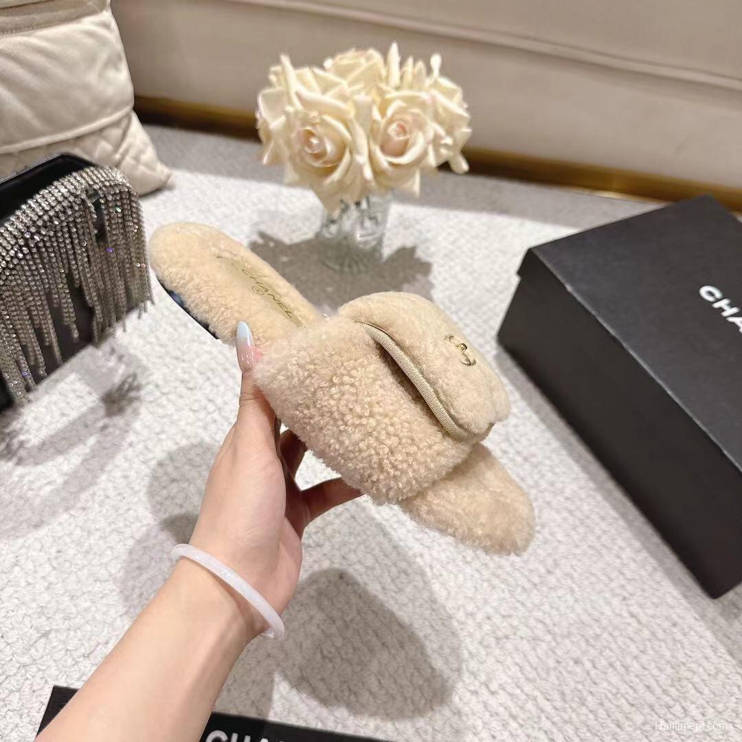 Chanel 2025/SS Slingback Lock Buckle Butterfly Fur Slippers - LY00250