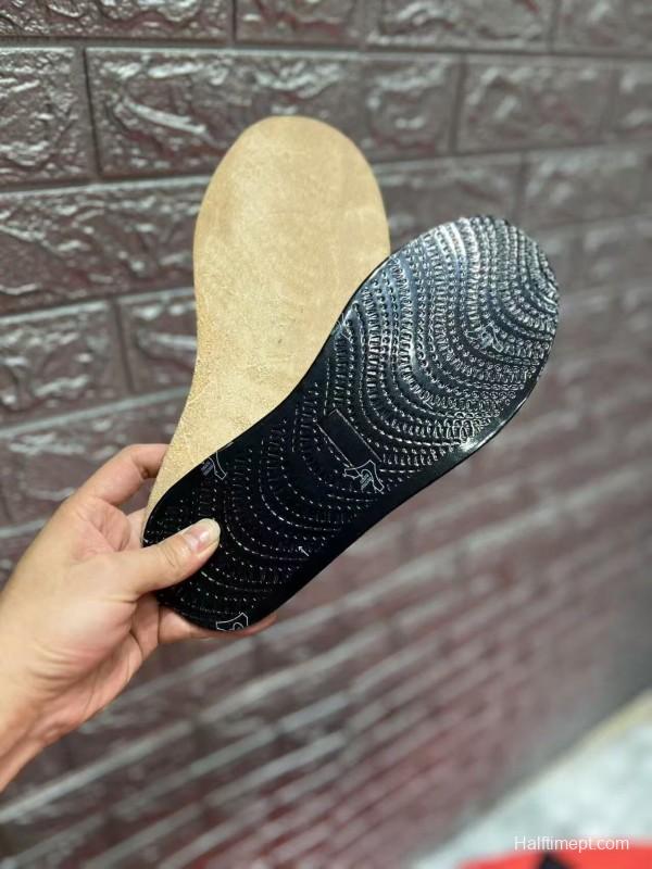 Alaia 2025/SS Perforated Ballet Flats - LY00320