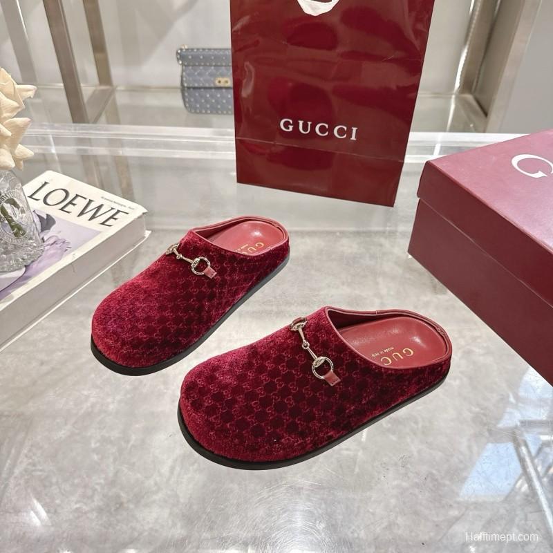 Gucci Women's Mule Shoes Velvet with Horsebit Detail - LY00240