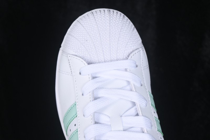 Adidas Originals Superstar II Retro Skateboarding Shoes with Shell-Toe Design - JH7060