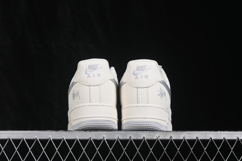 Nike Air Force 1 '07 Low Basketball Shoes with Full-Length Air Cushion - DW8806-013