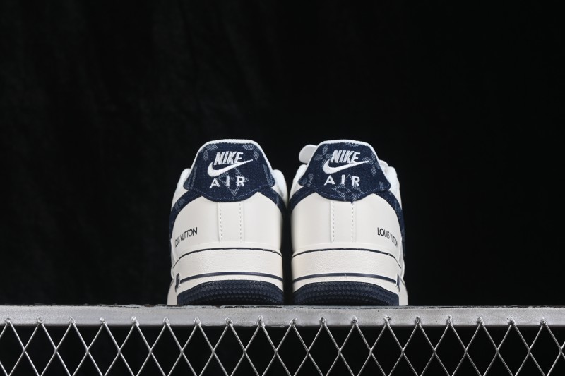 Nike Air Force 1 '07 Low Sneakers with Full-Length Air Cushion - NH0601-601