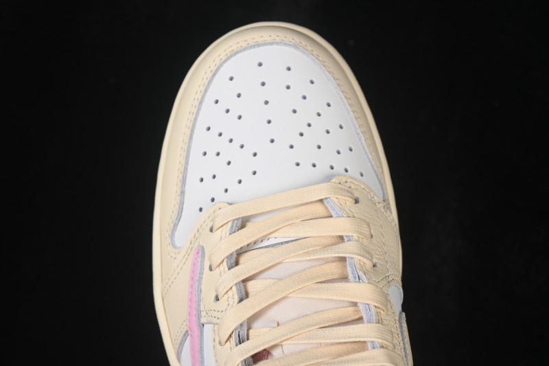Nike Travis Scott x Air Jordan 1 Low OG SP Cactus Jack - IQ7604-100