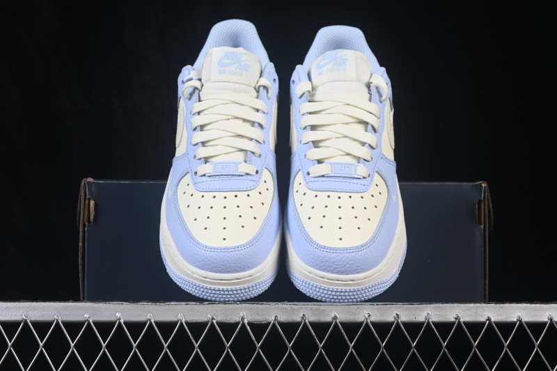 Nike Air Force 1 '07 Low Casual Skateboarding Shoes with Full-Length Air Cushion - IV3222-400