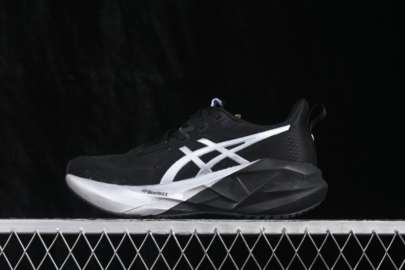 Asics Novablast 5 Retro Breathable Running Shoes with Cushioning for Men - 1012B980-001