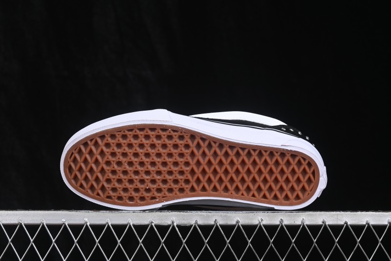 Vans Knu Skool Low-Top Casual Skateboarding Shoes - VN0009QC65BT1