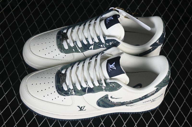 Nike Air Force 1 '07 Low Sneakers with Full-Length Air Cushion - XY9205-014