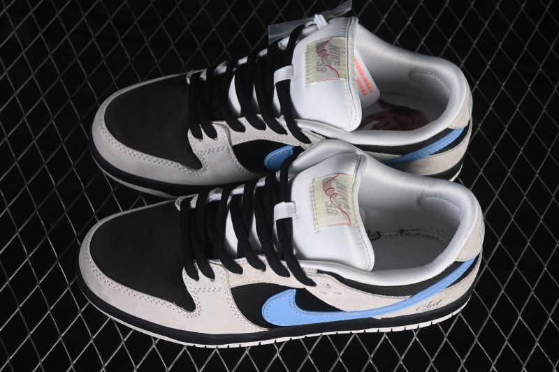 Nike SB Dunk Low Skateboarding Shoes with Cushioned Collar - FZ5645-100