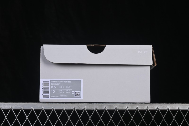 Nike Air Force 1 '07 Low Casual Skateboarding Shoes with Full-Length Air Cushion - IR5599-001