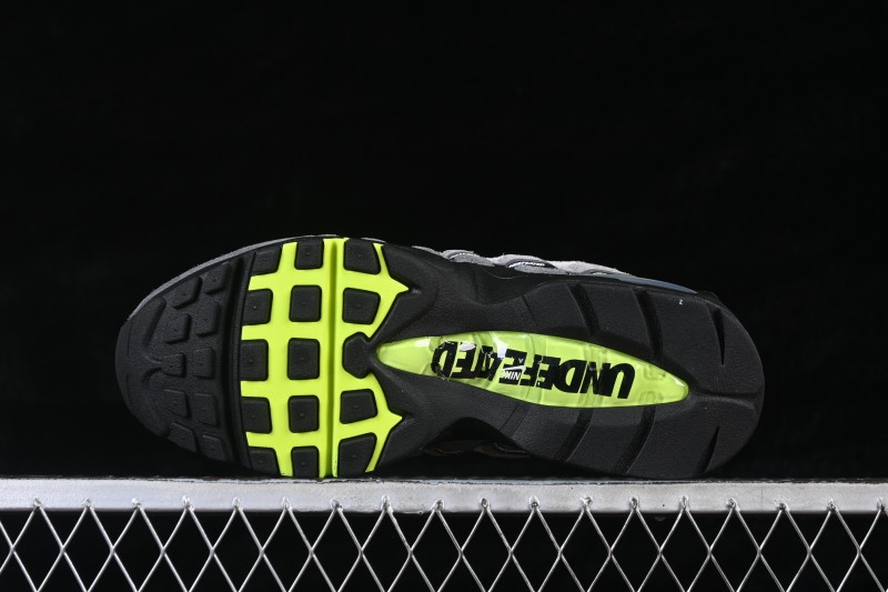 Nike Air Max 95 Retro Running Shoes with Visible Air Cushioning - IB4523-004