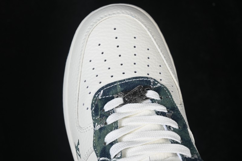 Nike Air Force 1 '07 Low Sneakers with Full-Length Air Cushion - XY9205-014