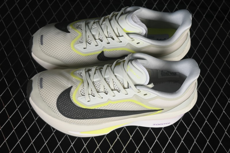 Nike Zoom Fly 6 Running Shoes with React Foam and Carbon Fiber Plate - FN8454-004