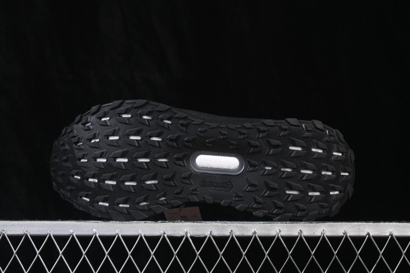 Adidas Ultraboost 5 Climawarm Running Shoes with Brand New Popcorn Cushioning - JI3239