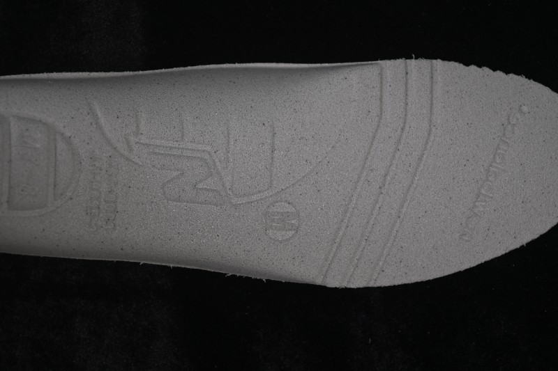 New Balance 1906 Series Retro Dad-Style Casual Running Shoes with Breathable Mesh and T-Beam Arch Support - M1906AG