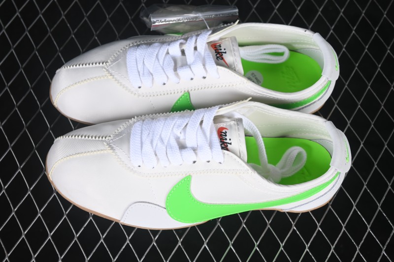 Nike Moon Shoe SP Retro Thin-Sole Low-Top Lifestyle Sneakers - II0407-102