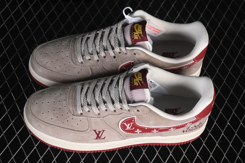 Nike Air Force 1 '07 Low Casual Sneakers with Suede Overlays and Classic Cushioning - KL1688-002