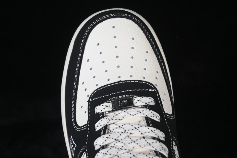 Nike Air Force 1 '07 Low Basketball Shoes with Classic Black White Grey Colorway - KG6699-F28
