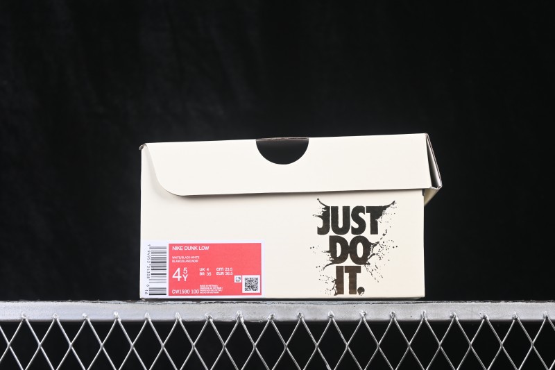 Nike SB Dunk Low Black Pink Strap Low-Top Skateboarding Shoes - CW1590-100