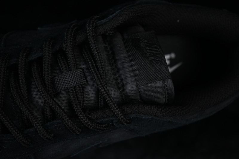 Nike SB Dunk Low Suede Black Low-Top Skateboarding Shoes - IB6651-001