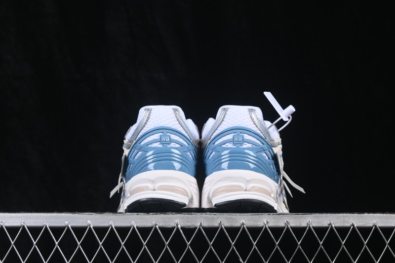 New Balance 1906 Retro Running Shoes with Lightweight Leather and Mesh Upper - U19065IC