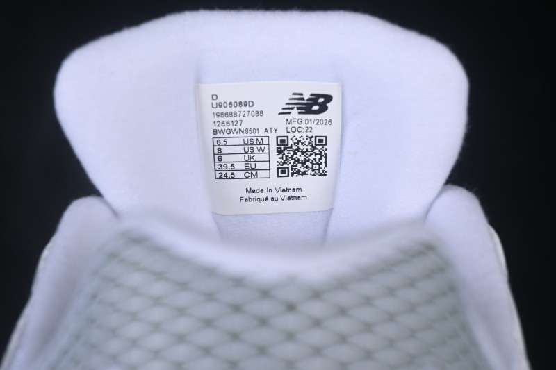 New Balance 9060 Retro Running Shoes with ABZORB Cushioning and Mesh Suede Upper - U906089D