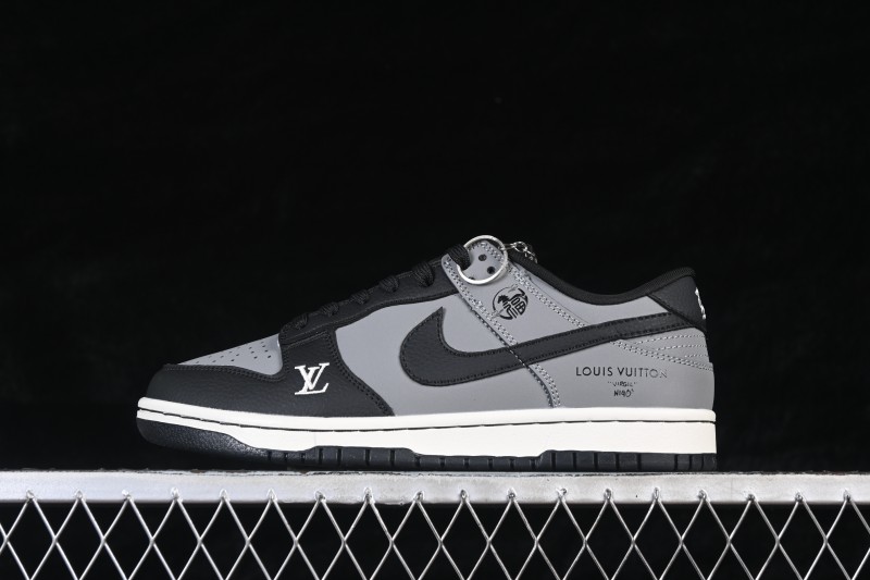 Nike SB Dunk Low Year of the Horse Limited Edition Skateboarding Shoes - NH0601-481