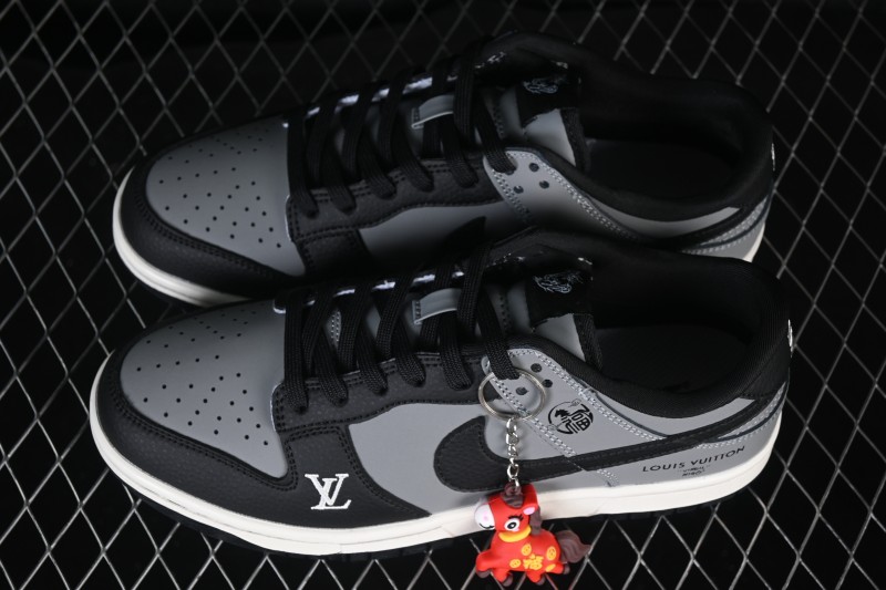Nike SB Dunk Low Year of the Horse Limited Edition Skateboarding Shoes - NH0601-481
